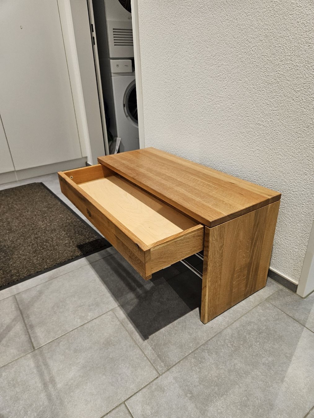 Guardaroba: Schuhbank Eiche – Usato da Staffelbach venduto da Manuba95 1
