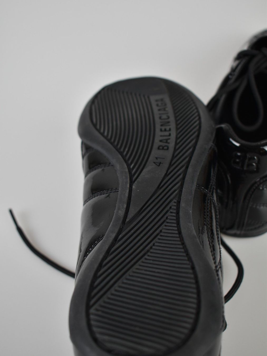 Balenciaga Scarpe da uomo: Balenciaga Sneaker, Lack, Gr.41, neuwertig – Nuovo (secondo la descrizione) da Nürensdorf venduto da 2ND_STORY 5