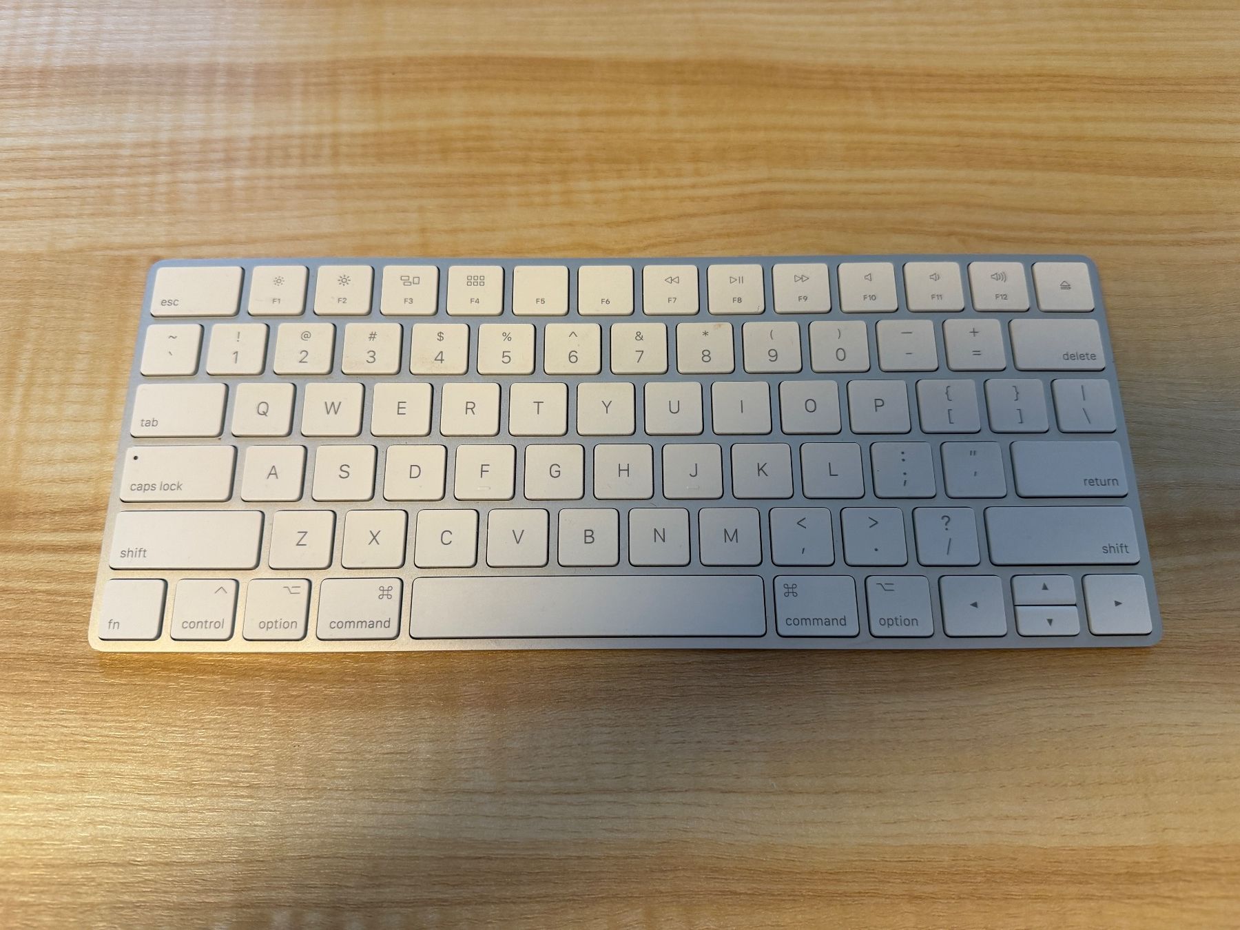 Apple Tastiere: Apple Keyboard QWERTY (US) – Usato da Langnau am Albis venduto da charlie_kdg