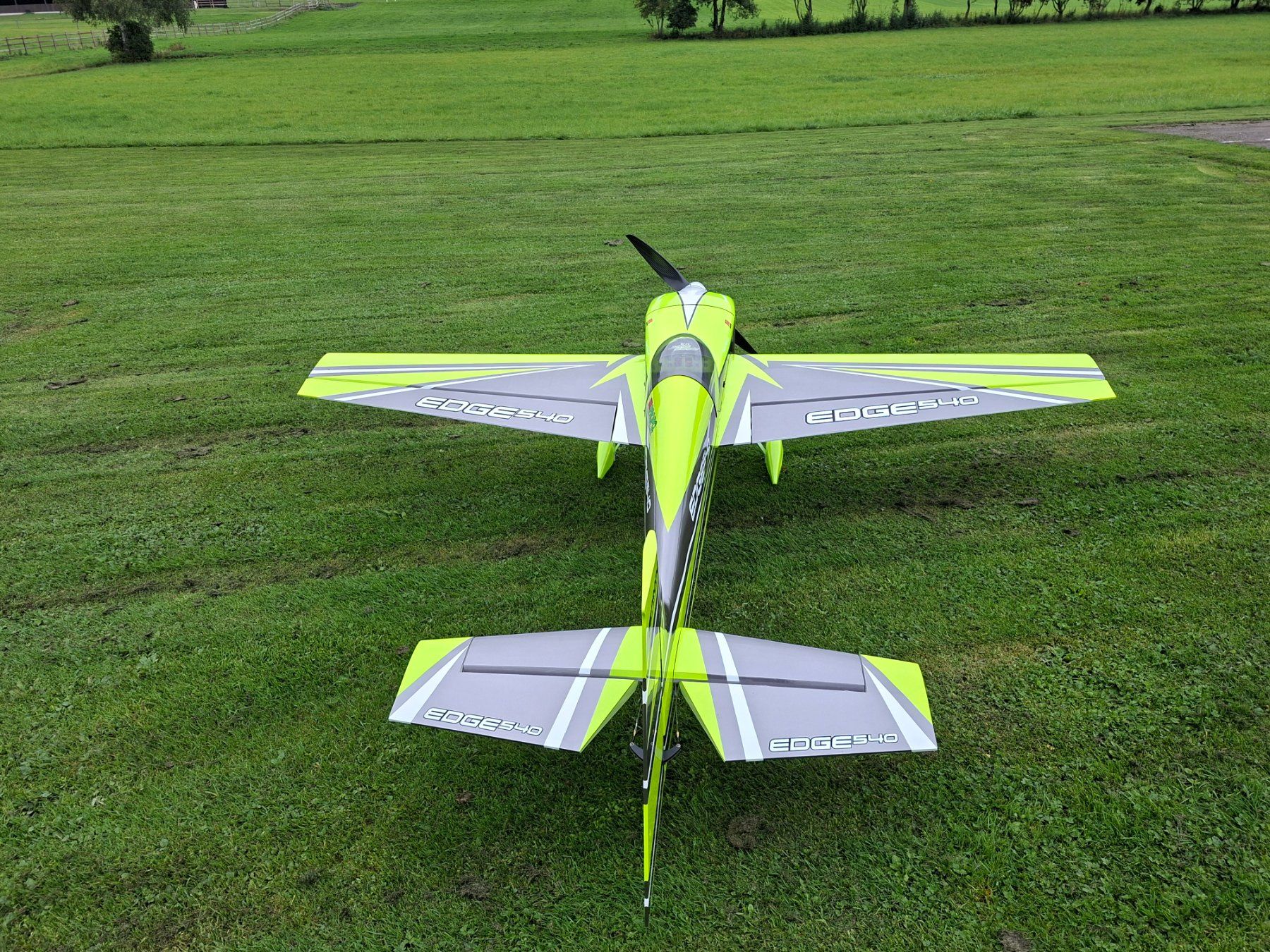 RC Kits de montage: Edge 540 Skywing – D'occasion à Ennetbürgen par HPN 2
