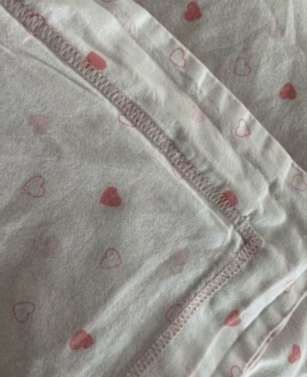 Linge de lit: Vertbaudet Bettwäsche, rosa Herzchen – Neuf (Voir description) à Freidorf TG par nad_fxh7