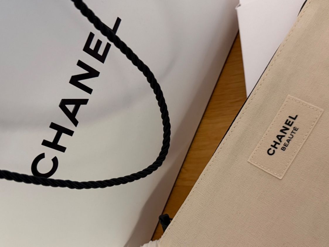 Chanel Make-up: Chanel Diamond Dust Illuminating Powder + Beauté Set / Luxus – Neu (gemäss Beschreibung) aus Basel von Rouge. 7