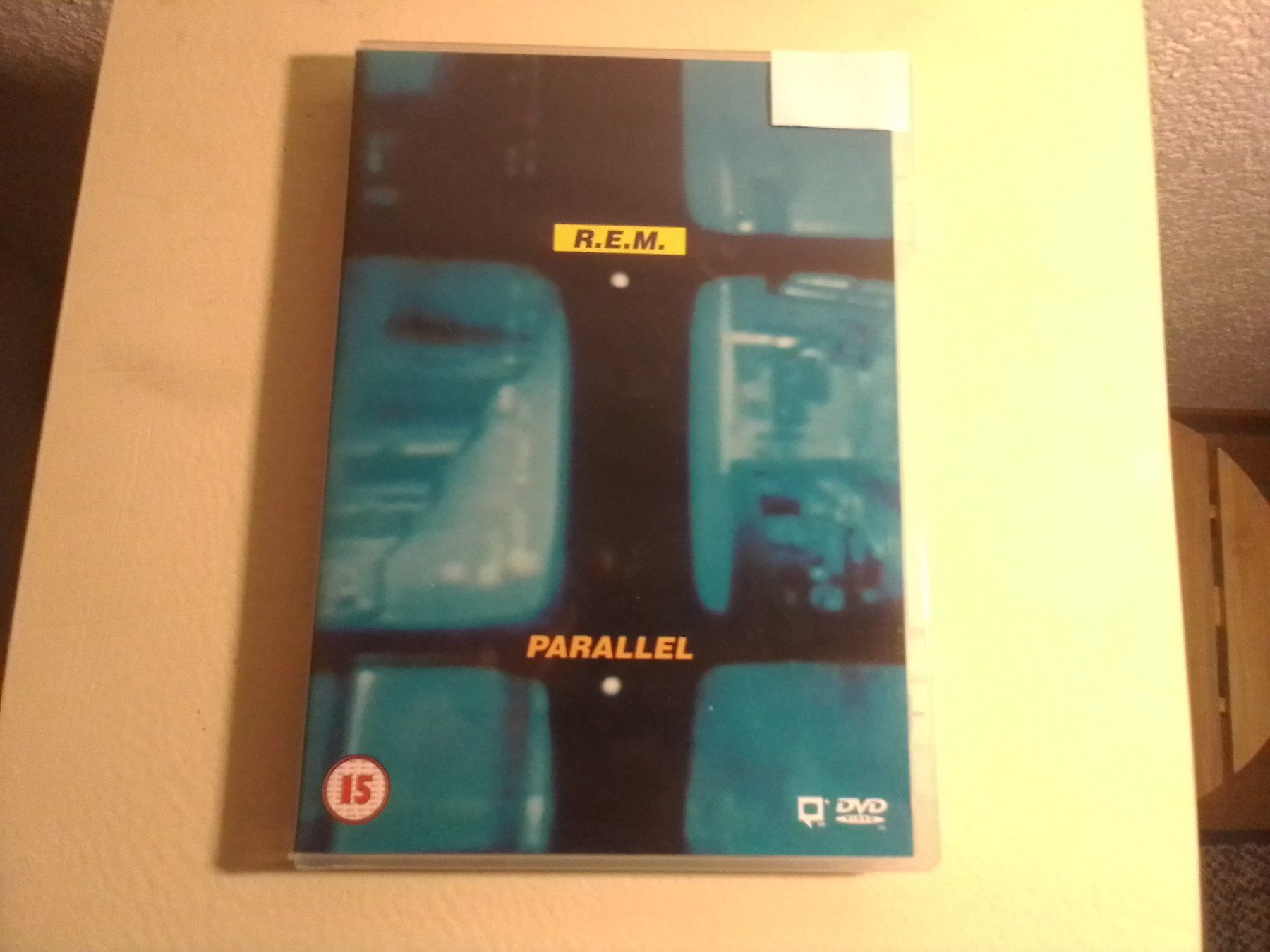 Tutti i DVDs: R.E.M. - Parallel – Usato da Brittnau venduto da Zibu