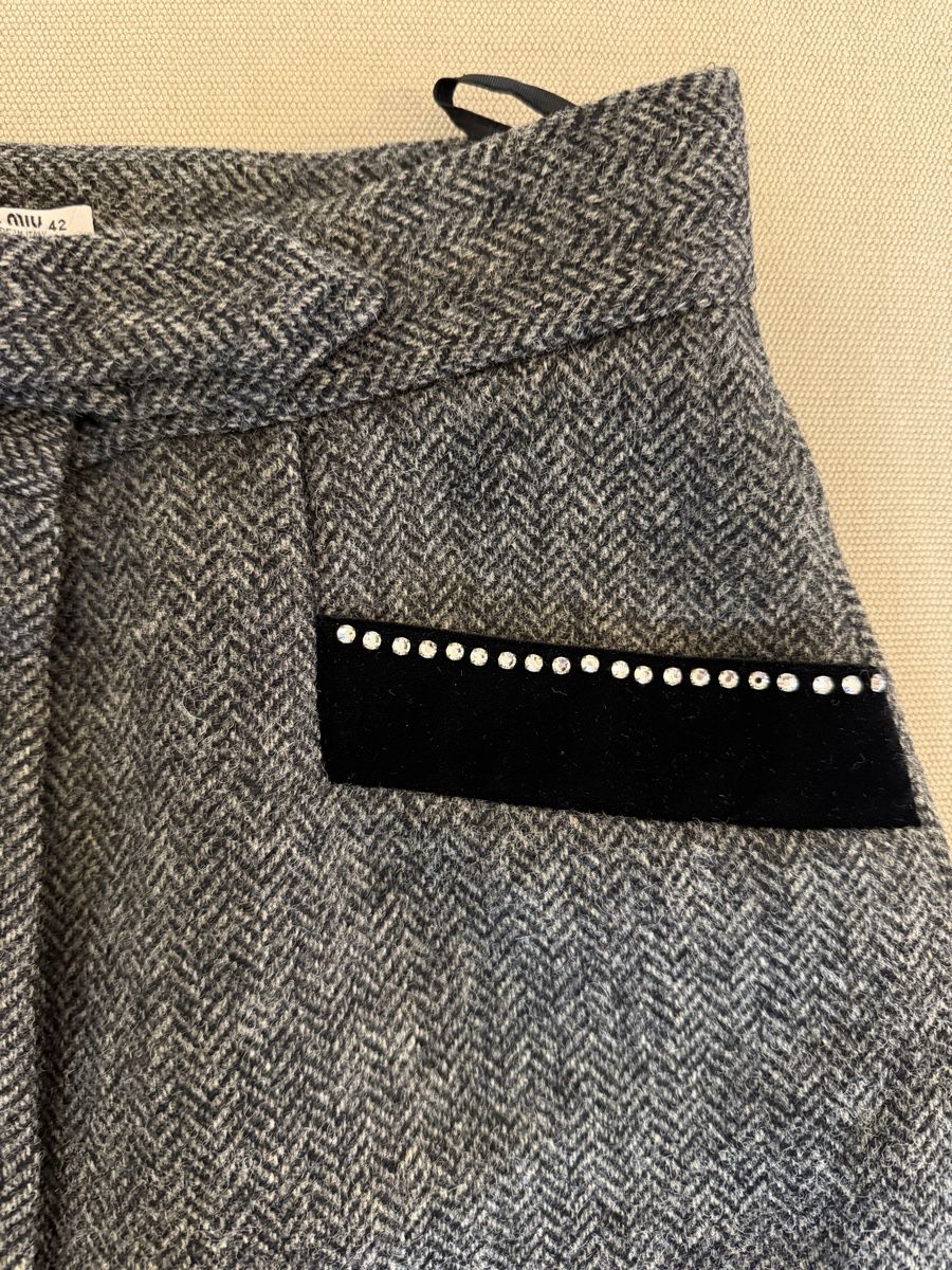 Miu Miu Röcke: Miu Miu Skirt, IT Size 42, Never Worn – Neu (gemäss Beschreibung) aus Zollikon von dea_ct8v 1