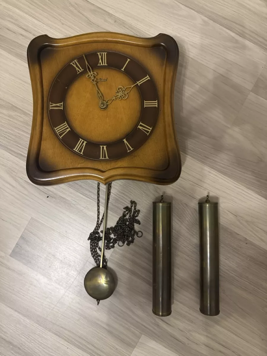 Stand- & Wanduhren: Pendeluhr But – Gebraucht aus Langendorf von LaurentCH1