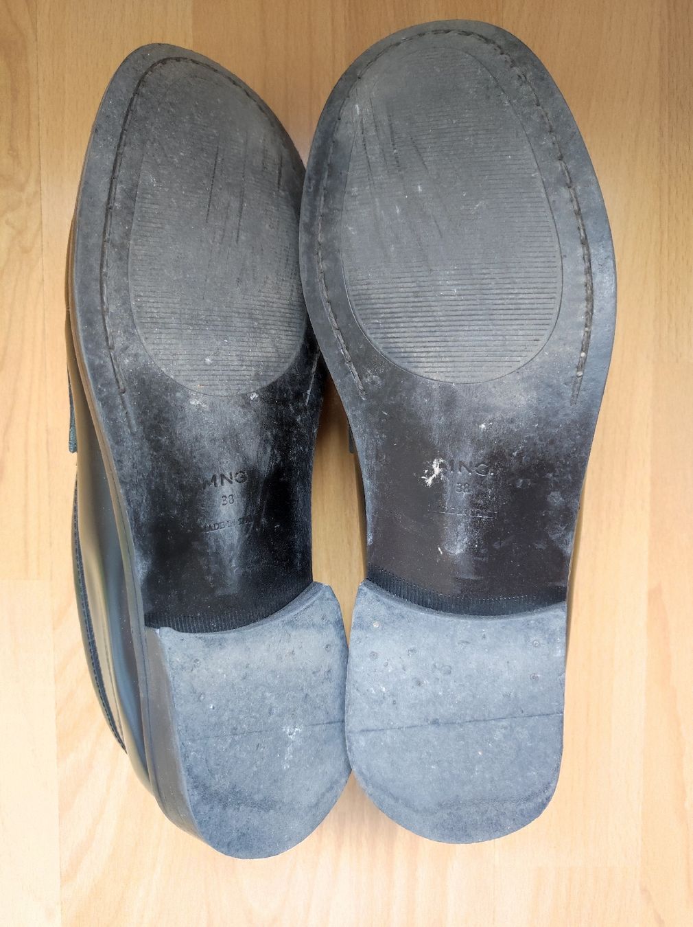 Scarpe da donna: Penny loafer black 38 – Usato da Zürich venduto da luisa.b 1