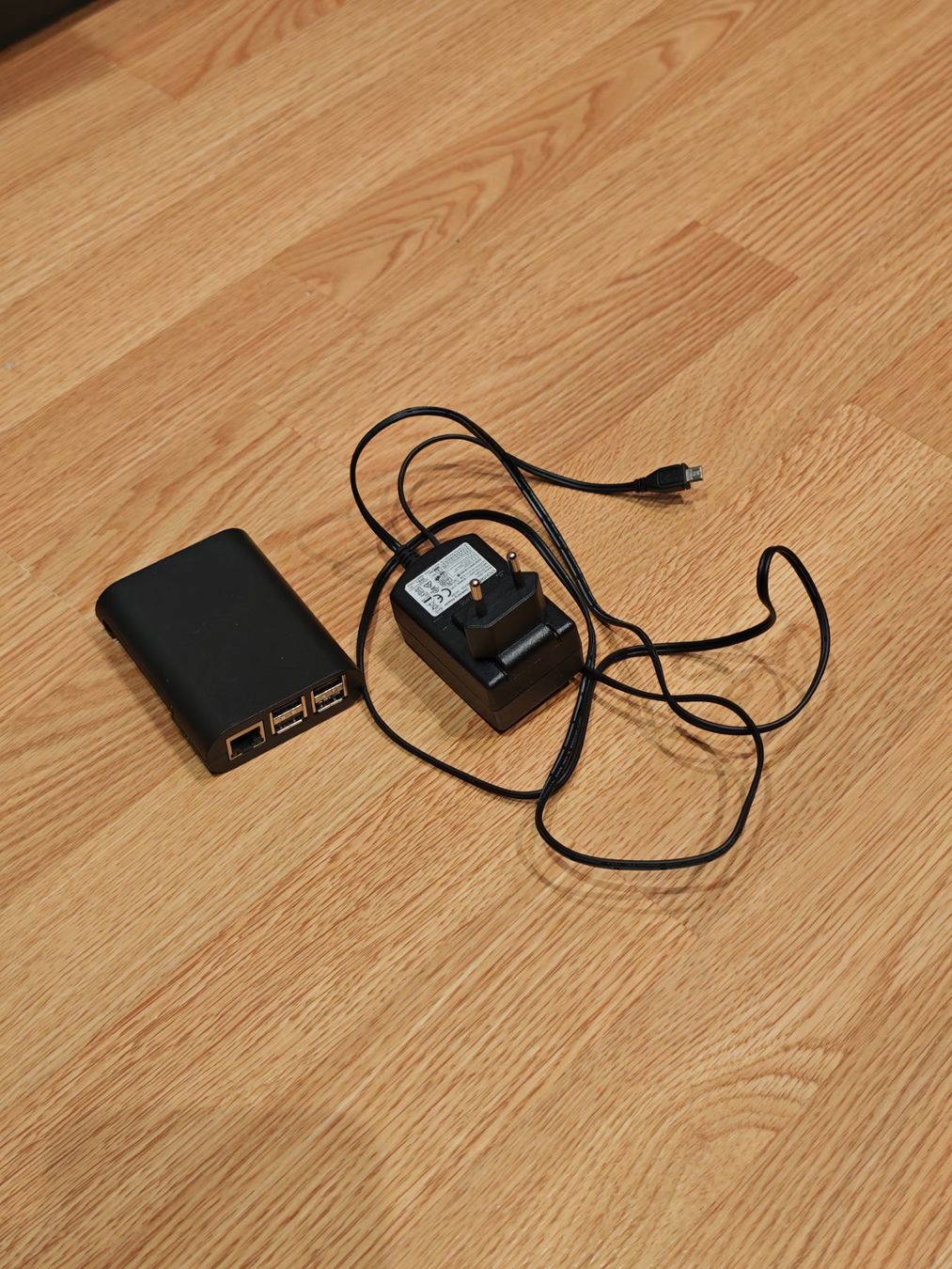 Raspberry Pi PC: Raspberry pi 2B+ – Usato da Rotkreuz venduto da Nickoo