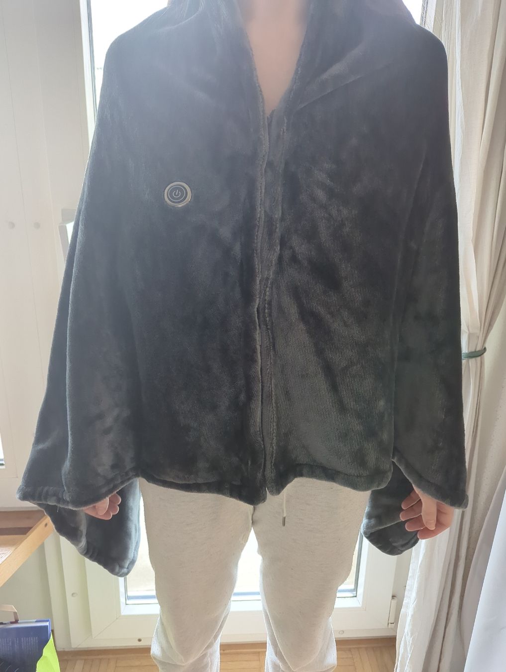 Coperte: Wärmedecke Umhang – Usato da Dübendorf venduto da luzi_8810 1