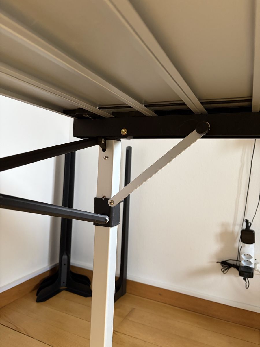Tables: Titanium Quadra 4 NG Rolltisch – D'occasion à Erlinsbach par Guges 5
