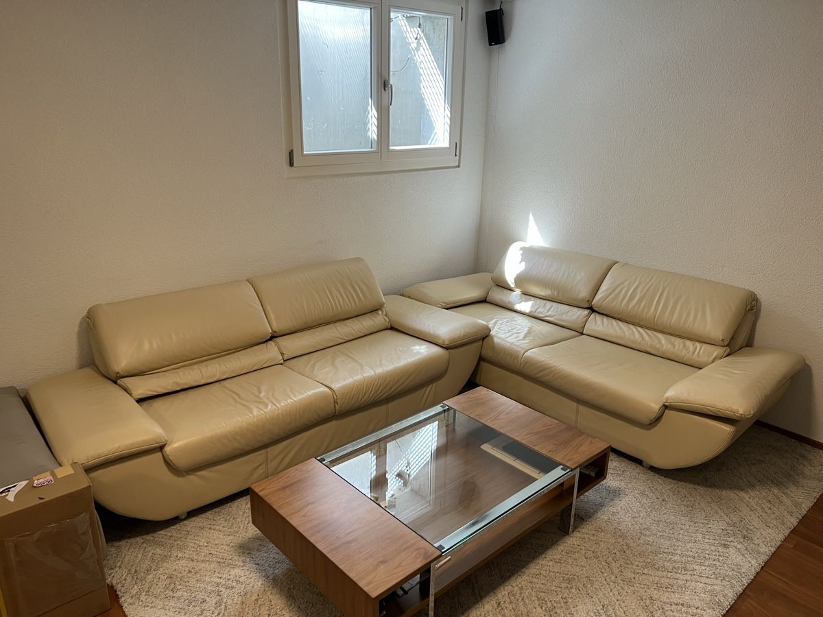 Sofas: 2 Leder Sofas  – D'occasion à Oensingen par lau_6z7v