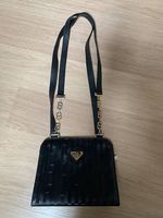 Mollerus Hndtasche mit Tragegurt Schwarz / Gold