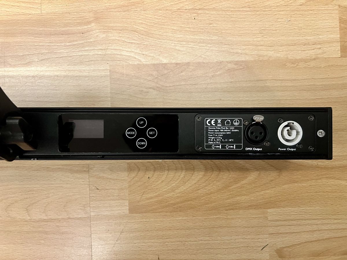 Showtec Lampade: Led-Bar Showtec Pulse Pixel Bar 16 Q4 – Usato da Termen venduto da jentsch81 3
