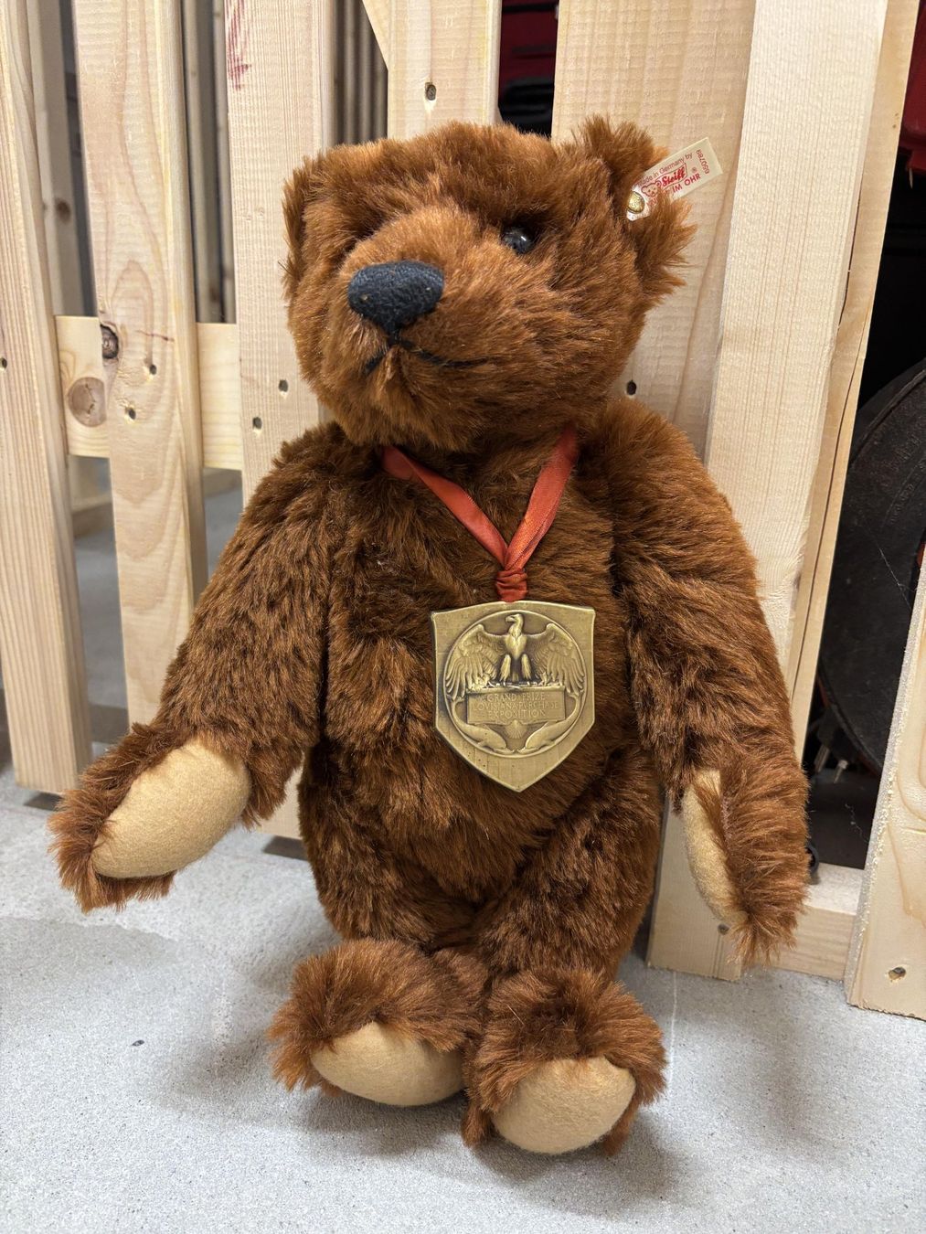 Steiff Bambole: STEIFF Louis Teddy Bär 44 – Nuovo (secondo la descrizione) da Kernenried venduto da larisu