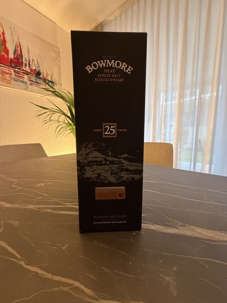 Bevande alcoliche: Bowmore 25 YEARS SMALL BATCH RELEASE – Nuovo (secondo la descrizione) da Rapperswil SG venduto da Whitecielo