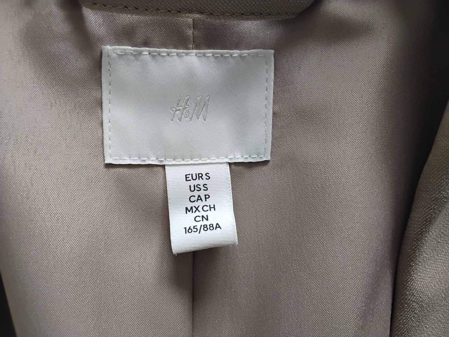 H&M Giacche: Blazer beige H&M, Élégant pour le printemps, Taille S – Nuovo (secondo la descrizione) da chêne-bourg venduto da patty190 2