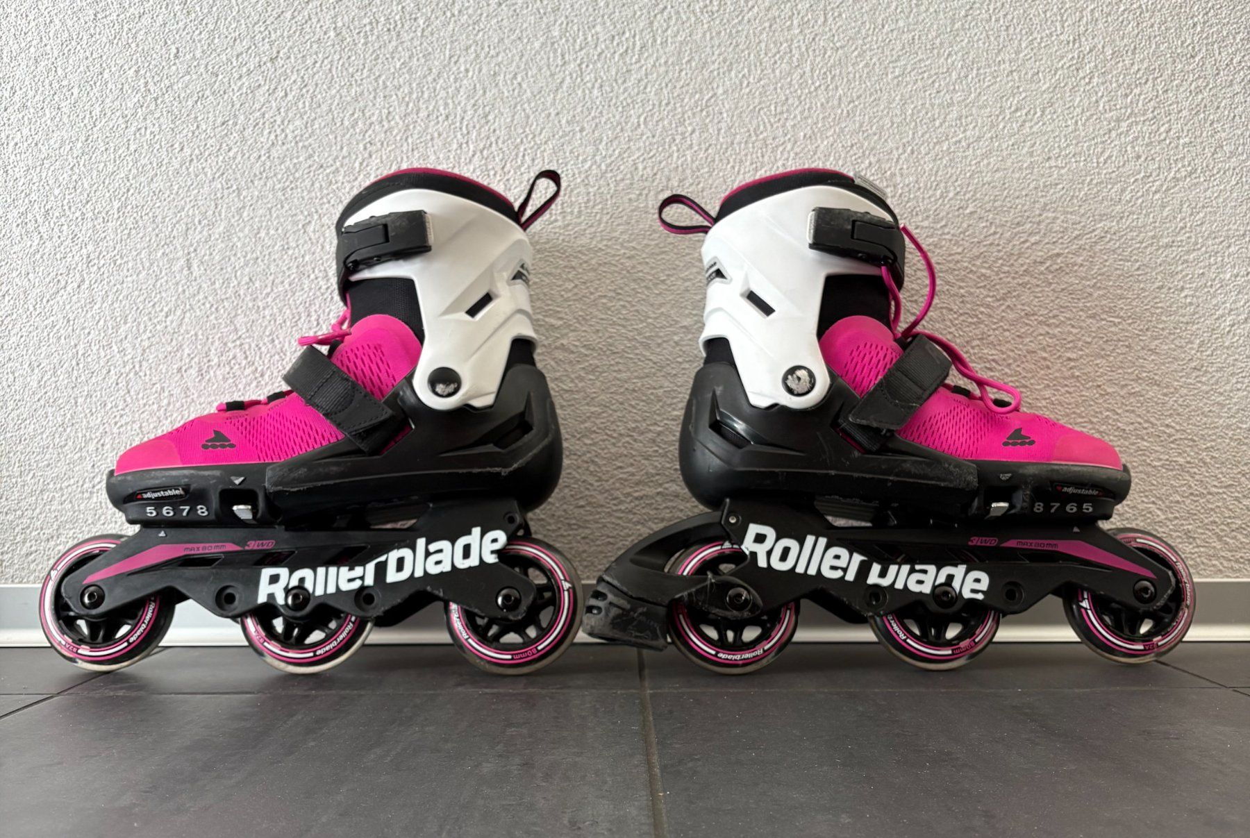 Pattini in linea & Pattini a rotelle: Patin inline RollerBlade pour enfant – Usato da Courtepin venduto da spitfire320