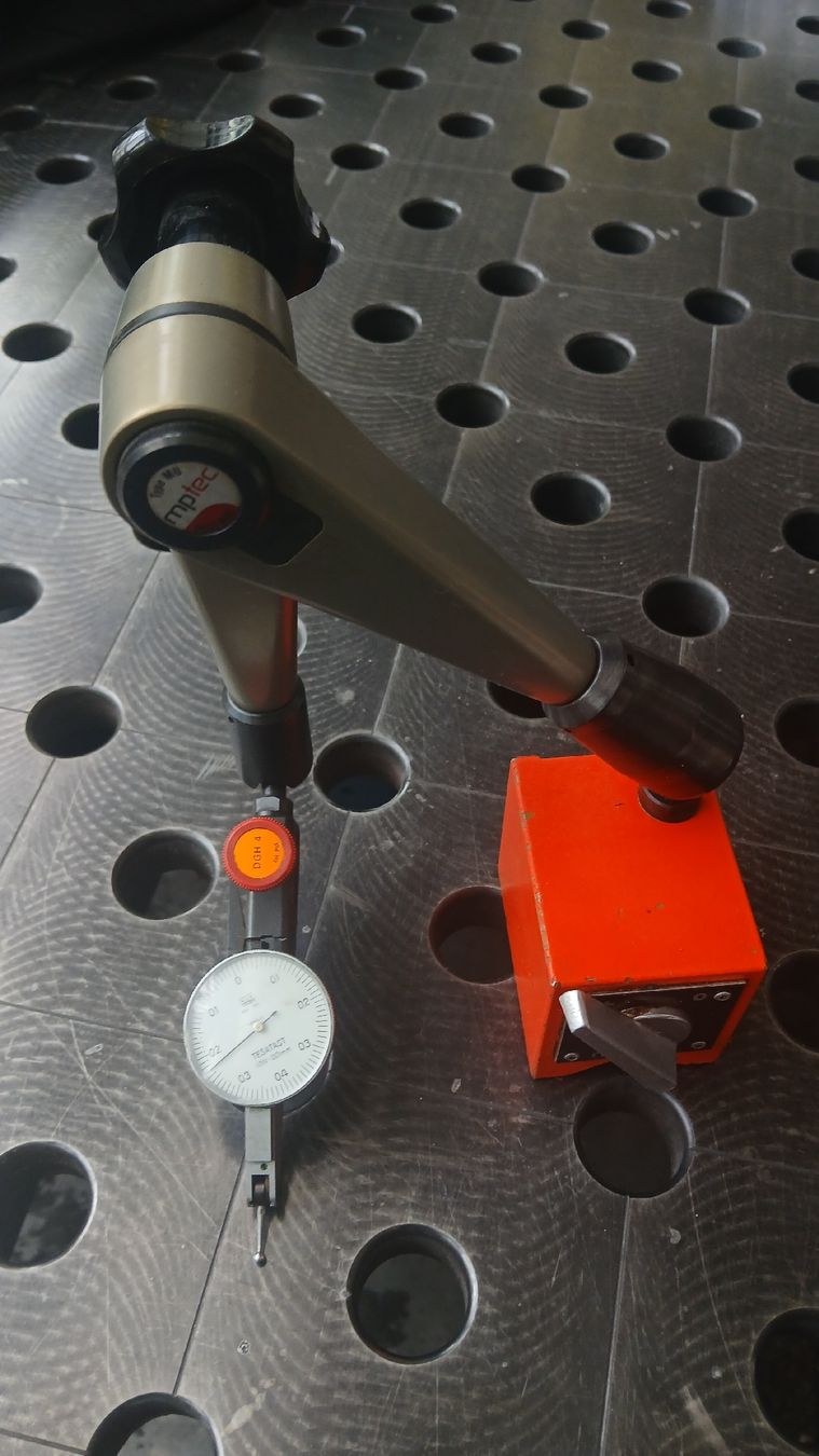 Mesurer: Messarm mit Messuhr MPTE  – D'occasion à Basel par Hmen 3