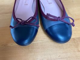 Schicke klassische Ballerina im besten Zustand