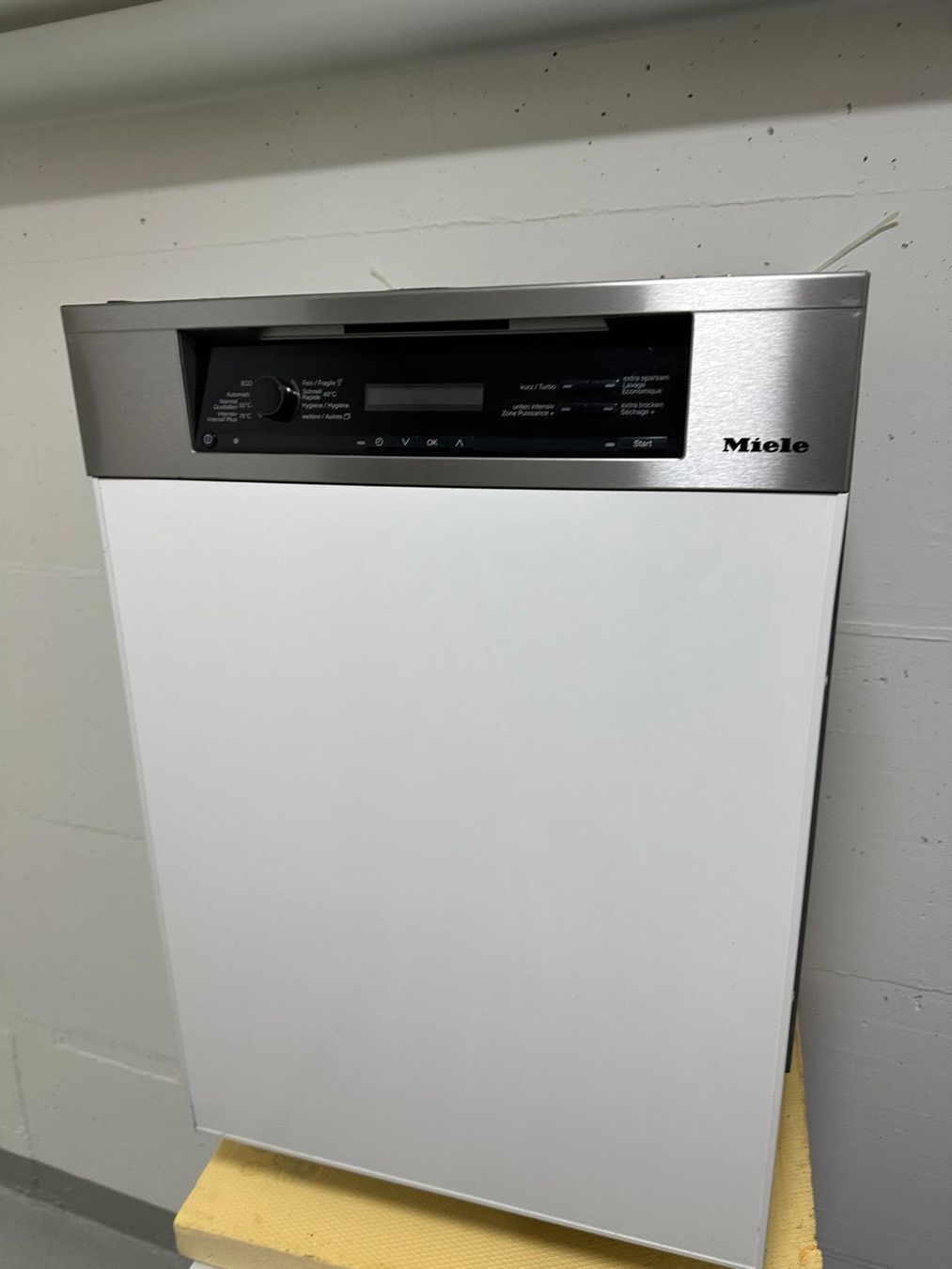 Miele Machines à laver la vaisselle: Geschirrspüler- Miele – D'occasion à Spreitenbach par Space_X 2