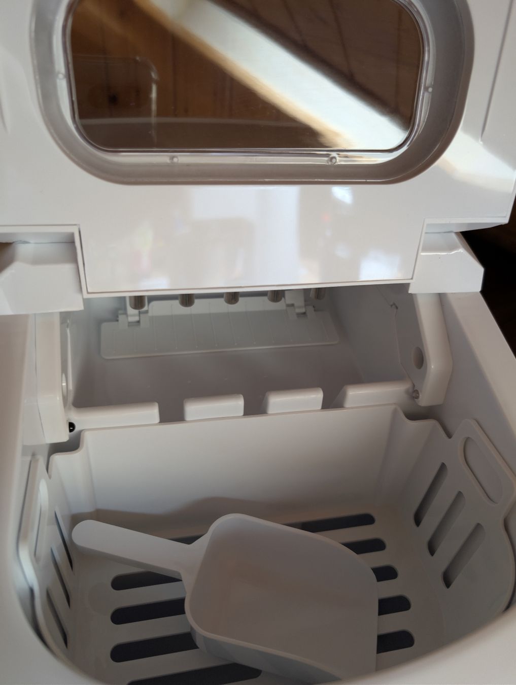 Elettrodomestici da cucina: PrimaVista Eiswürfelmaschine gebraucht – Usato da Schwendibach venduto da EPRU 2
