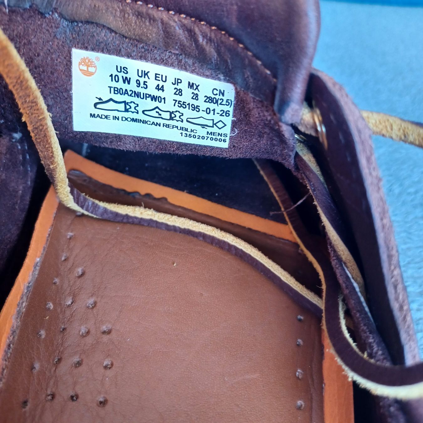 Timberland Scarpe da uomo: Timberland Crafted Bootsschuhe Leder Herren 44 Gratisversand – Usato da Zürich venduto da DarioMario 9
