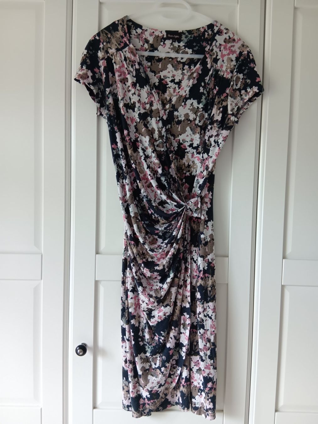 Phase Eight Kleider: PHASE EIGHT Robe / Kleid taille / Grosse 34 CH (8 UK) – Gebraucht aus Cossonay-ville von Super-Price-Quality