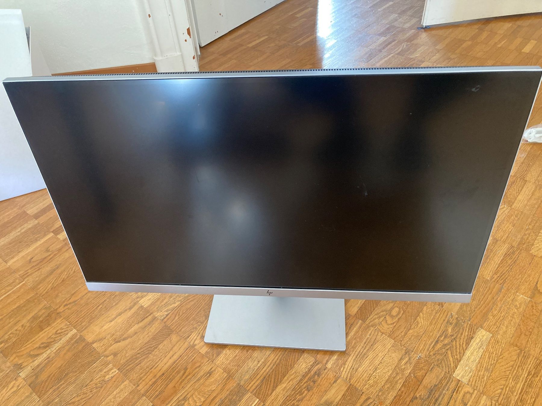 Hewlett Packard Monitor: HP Bildschirm 27 Zoll – Usato da Zürich venduto da brueggej