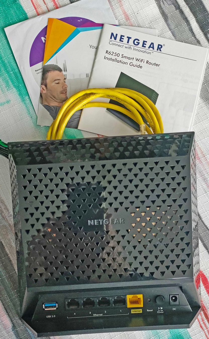 Modems & Routeurs: Netgear WiFi Router – D'occasion à Hünenberg par Kfer 1