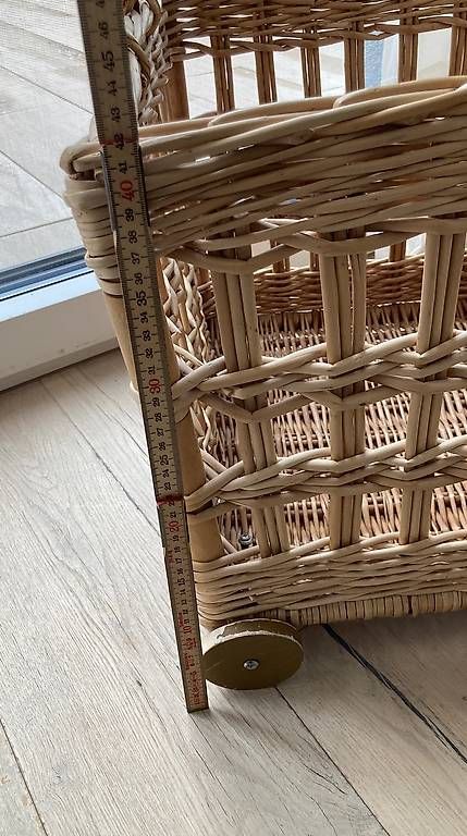 Altro per la casa: Holzkorb auf Rädern – Usato da Baar venduto da Fam_Baur 3