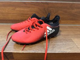 Adidas Fussballschuhe, Rot, Grösse 36 Top Zustand!