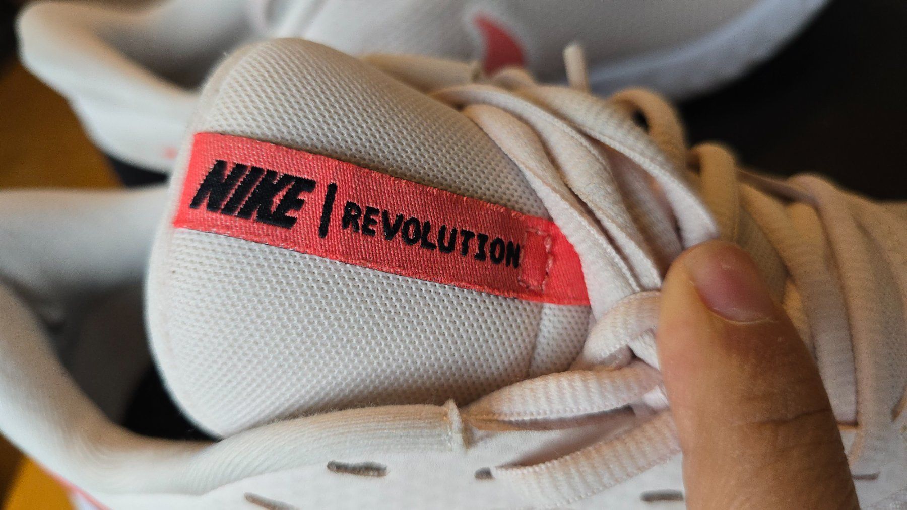 Jordan Scarpe da donna: Nike REVOLUTION schuhe EU 40.5 – Usato da Wallisellen venduto da theblacksheep 5