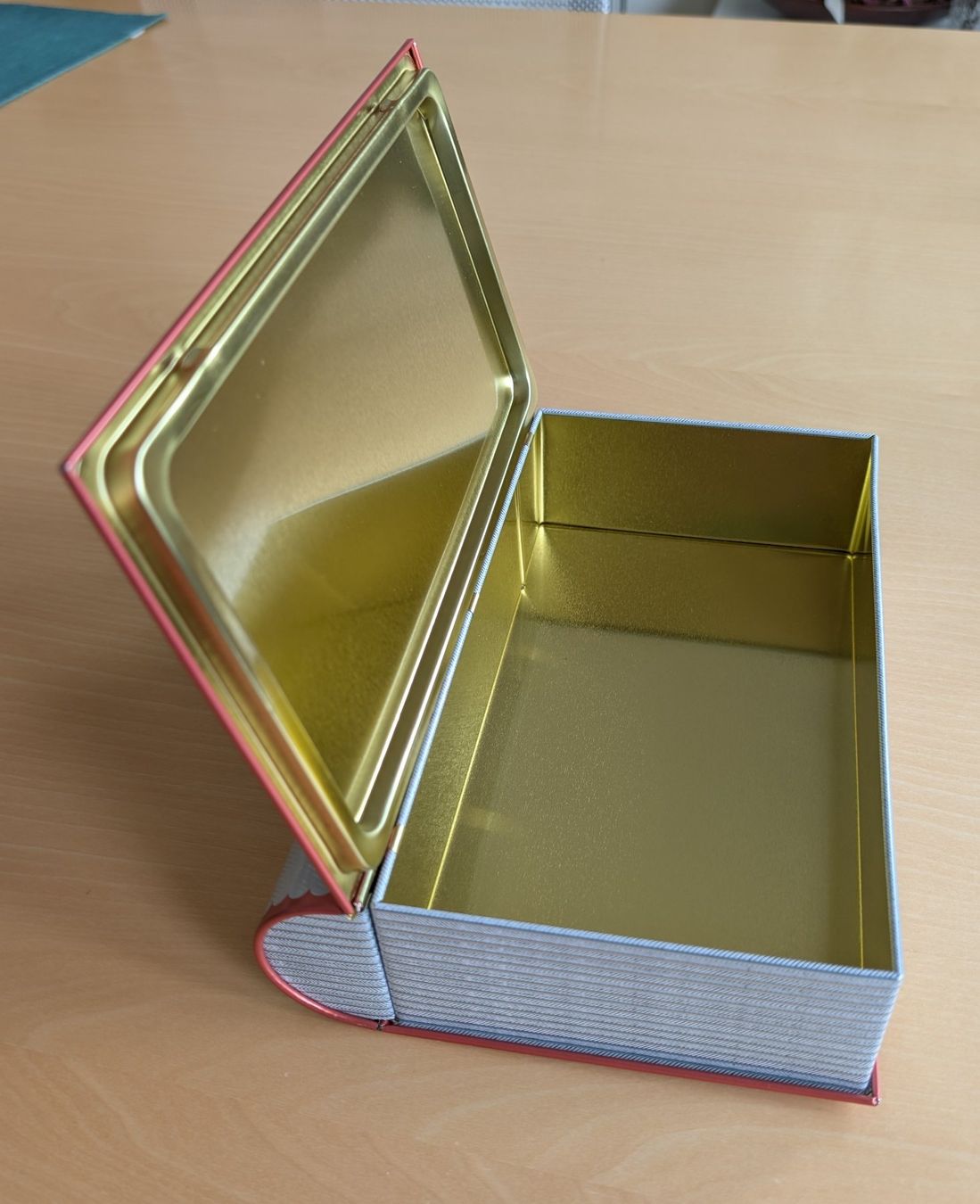 Libri: Falsches Buch, Trompe Oeil, Blechdose – Nuovo (secondo la descrizione) da Zürich venduto da richardeigenmann 1