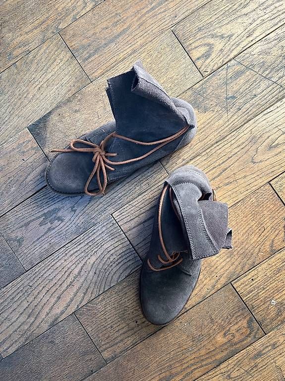 Damenschuhe: Oxmox Wildlederstiefel – Gebraucht aus Bad Ragaz von lea__d. 2
