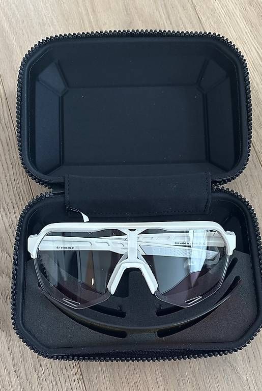 Occhiali & Lenti: 100% Sport Sonnenbrille – Usato da Immensee venduto da michellerahel 1