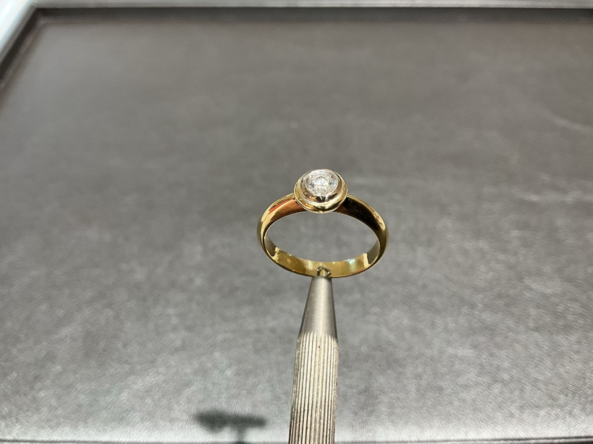 Anelli: Damenring 18k Gold Diamant – Usato da Schaffhausen venduto da glamour-shop