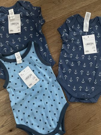 3x Bodies kurzarm C&A 62/68