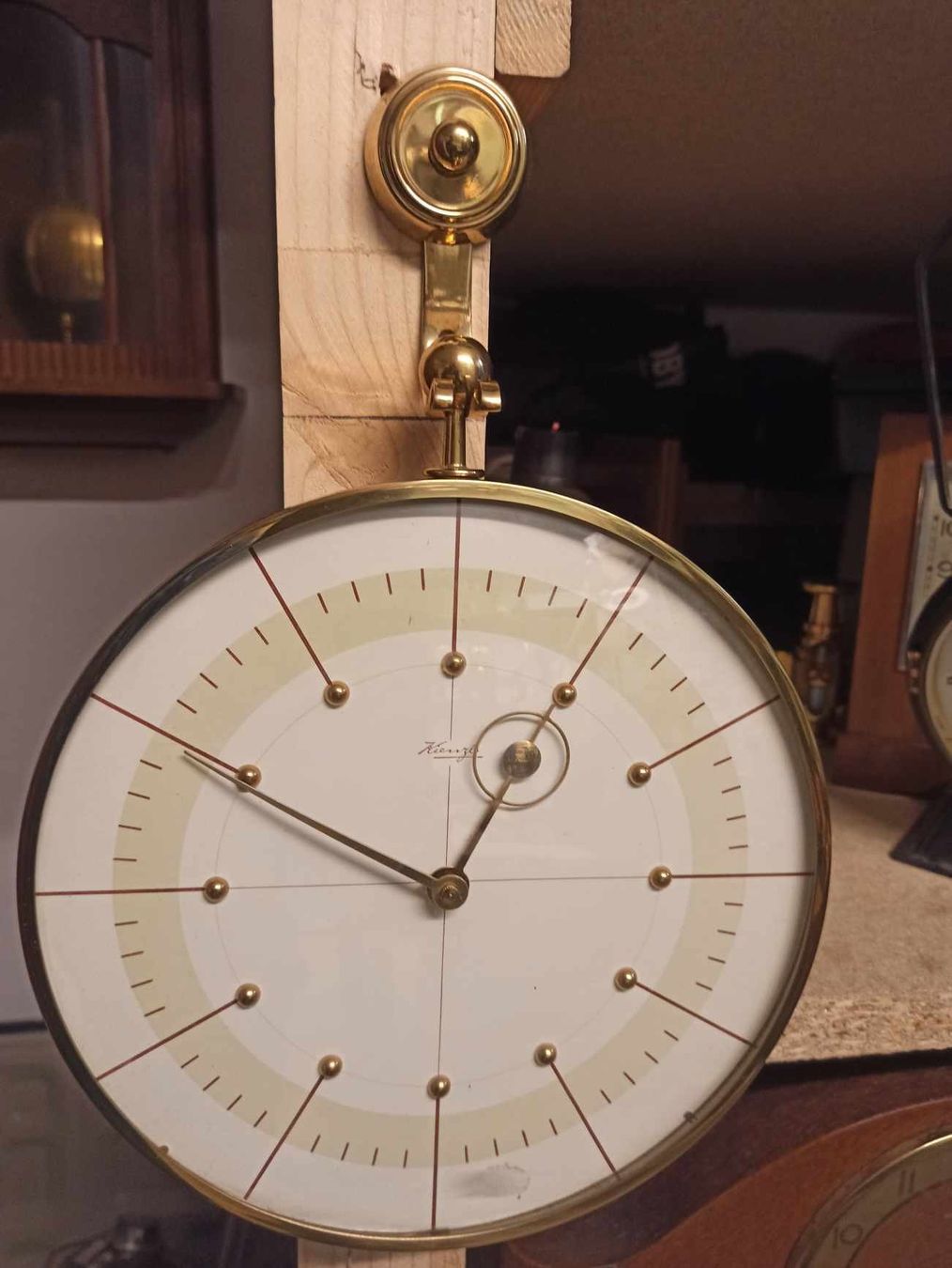 Kienzle Orologi da terra & Orologi da parete: Horloge Kienzle par H.Moller 1930. – Usato da La Chaux-de-Fonds venduto da Emmaus2300CDF 3