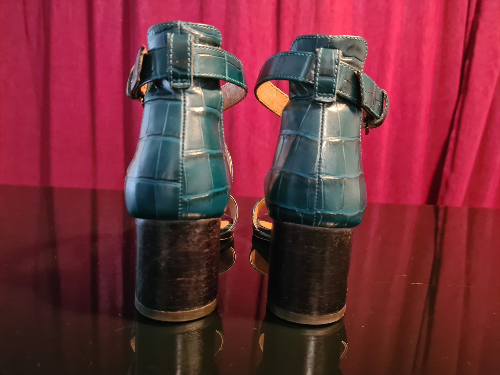 Scarpe da donna: Minelli Sandale Gr 39 – Nuovo (secondo la descrizione) da Kloten venduto da Kri23 3