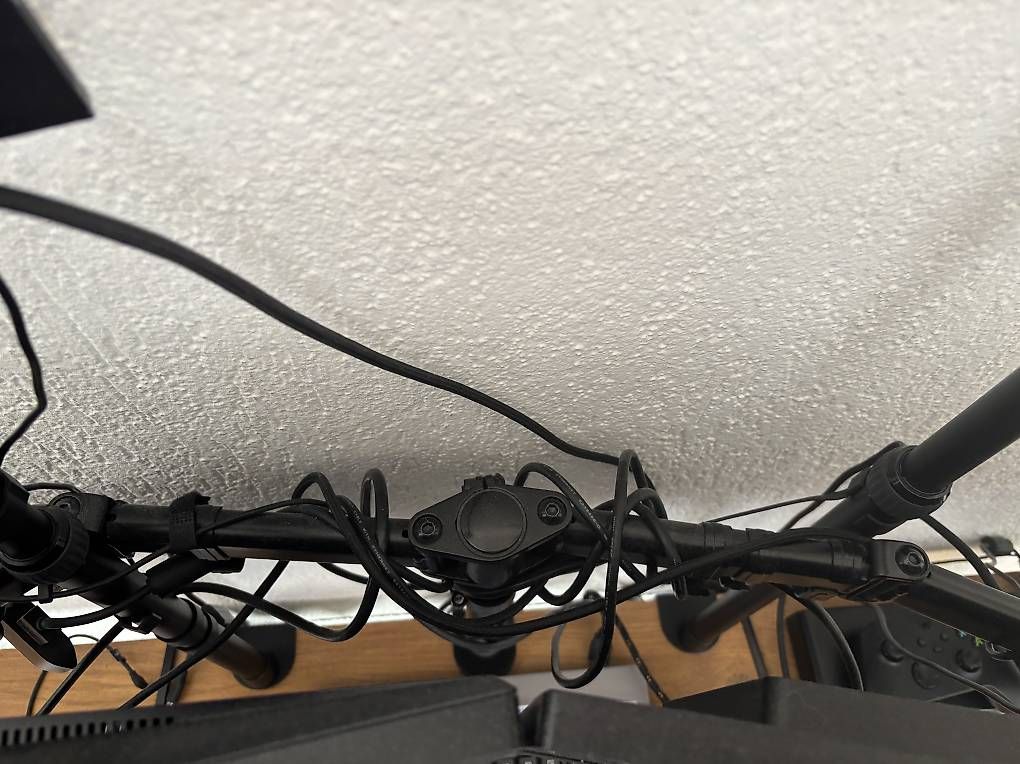 Monitore: Écran Gaming Asus + support double écran – Gebraucht aus Genève von CiccioSco 2