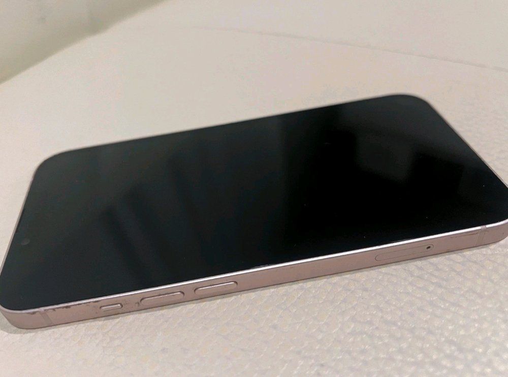 Apple Handys / Smartphones: iPhone 13 (256GB) Akku 99% – Gebraucht aus Luzern von Waince786 2