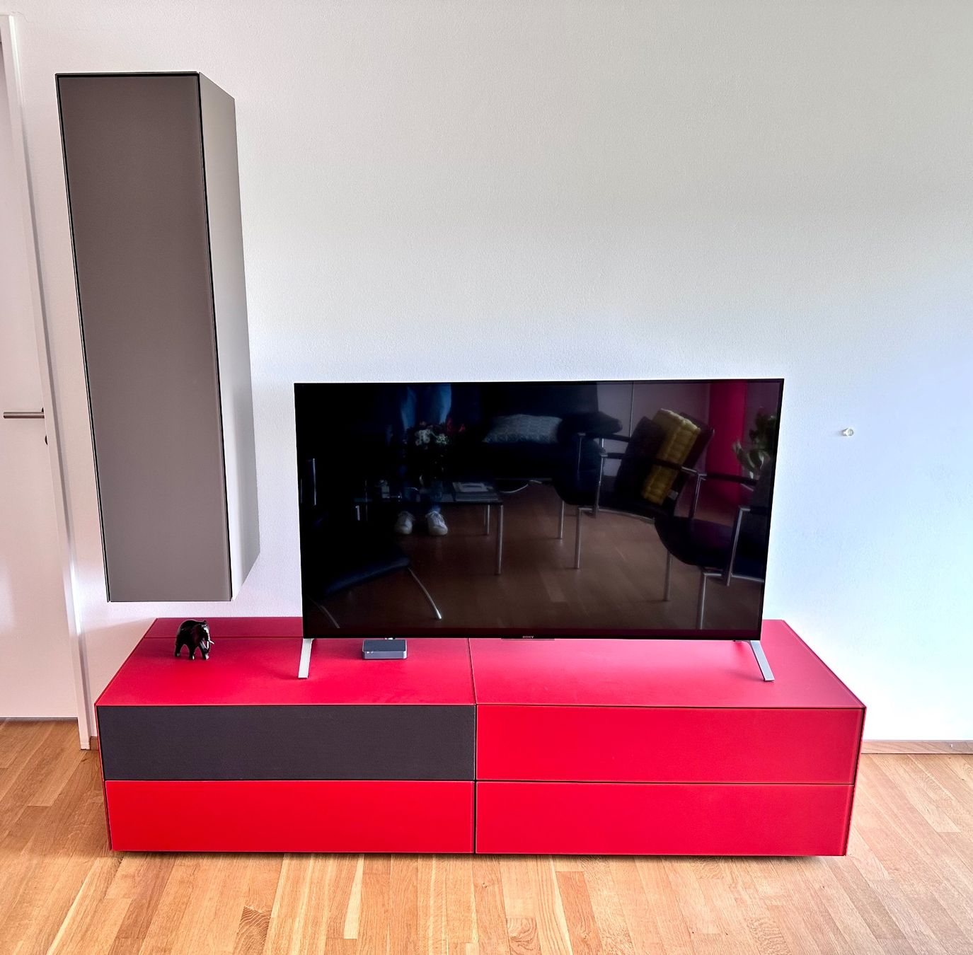 Spectral Mobili TV: SPECTRAL Hifi Möbel Mod Ameno – Usato da Luzern venduto da Cytwombly