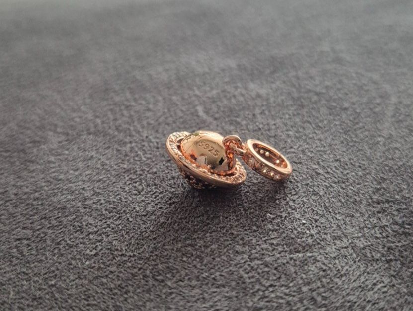 Ciondoli: Silber Charm Saturn rosé +Garantie – Nuovo (secondo la descrizione) da Rotkreuz venduto da Carbone_Bijou-Shop 2