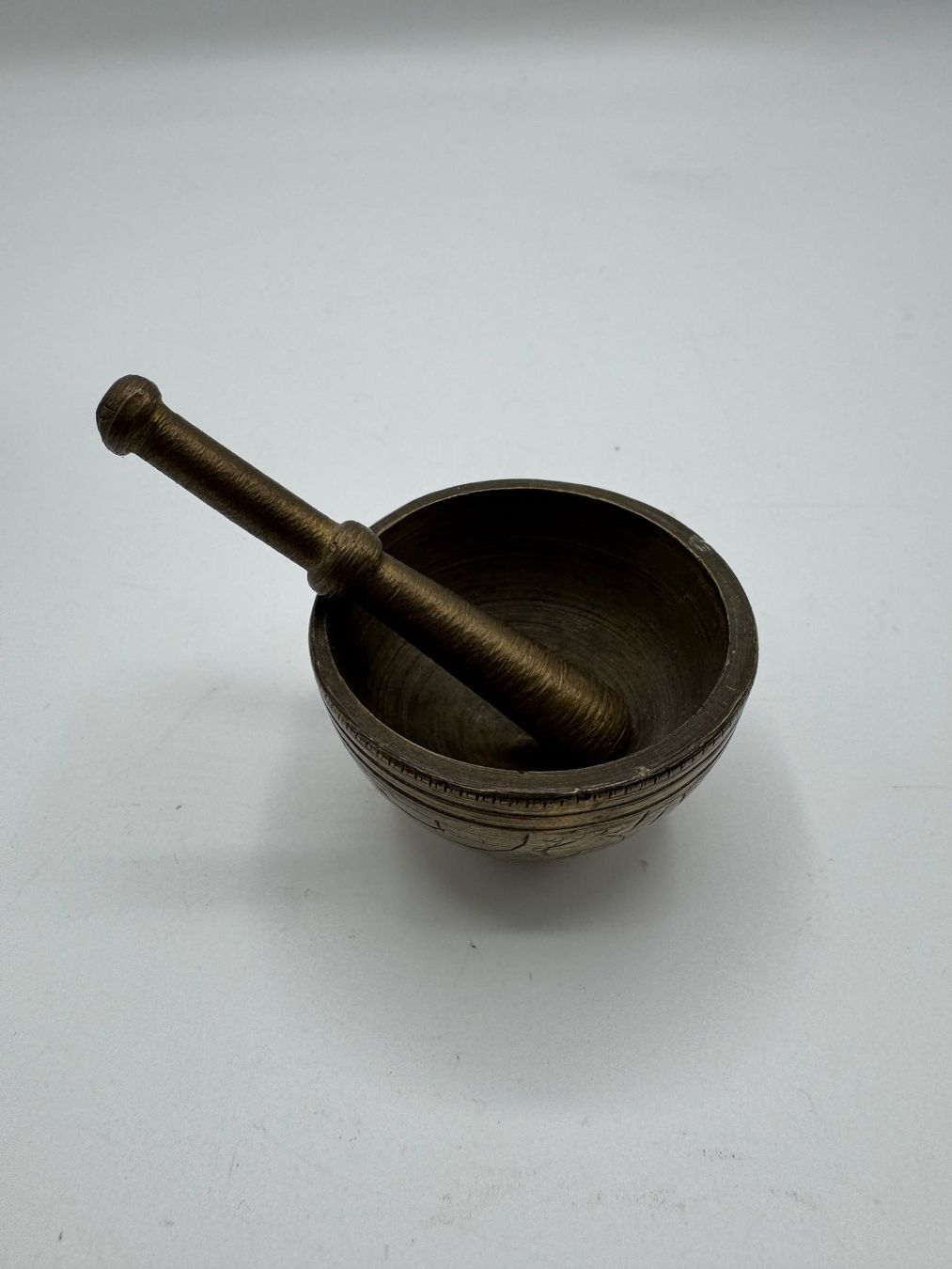 Sonstiges für das Kochen & Backen: Mörser mit Stössel, Messing Deko Vintage – Gebraucht aus Sachseln von BONATI01 3