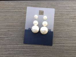 Lot 3x Paires de Boucles d'oreilles écru avec jolis motifs
