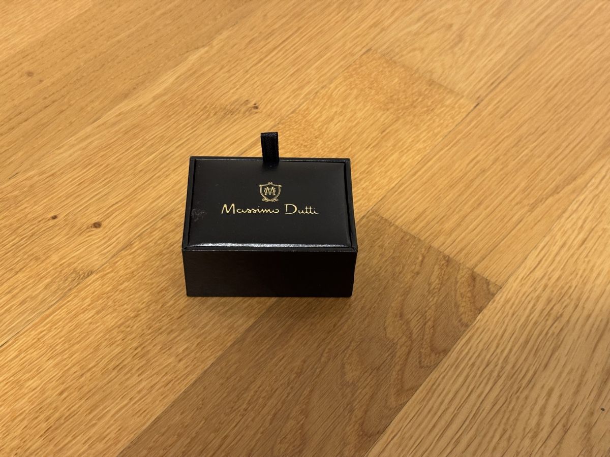 Massimo Dutti Gemelli: Massimo Dutti Manschettenknöpfe, neuwertig, mit Etui. – Usato da Zürich venduto da wtpooh 3