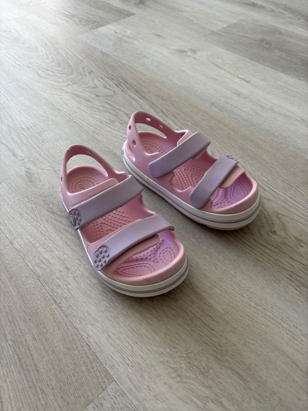 Crocs Schuhe für Jungen: Kinder Clogs Gr. 28 – Gebraucht aus Hochfelden von rub_rnw5 3