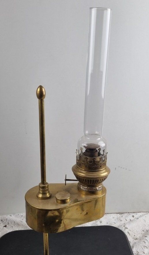 Lampade: Petroleumlampe Laterne Messing höhenverstellbar – Usato da Flums venduto da Flumsantik 1