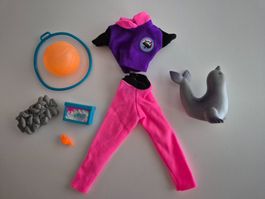 Barbie Training Dress 'n Play Outfit Fashion / Mattel 67508
