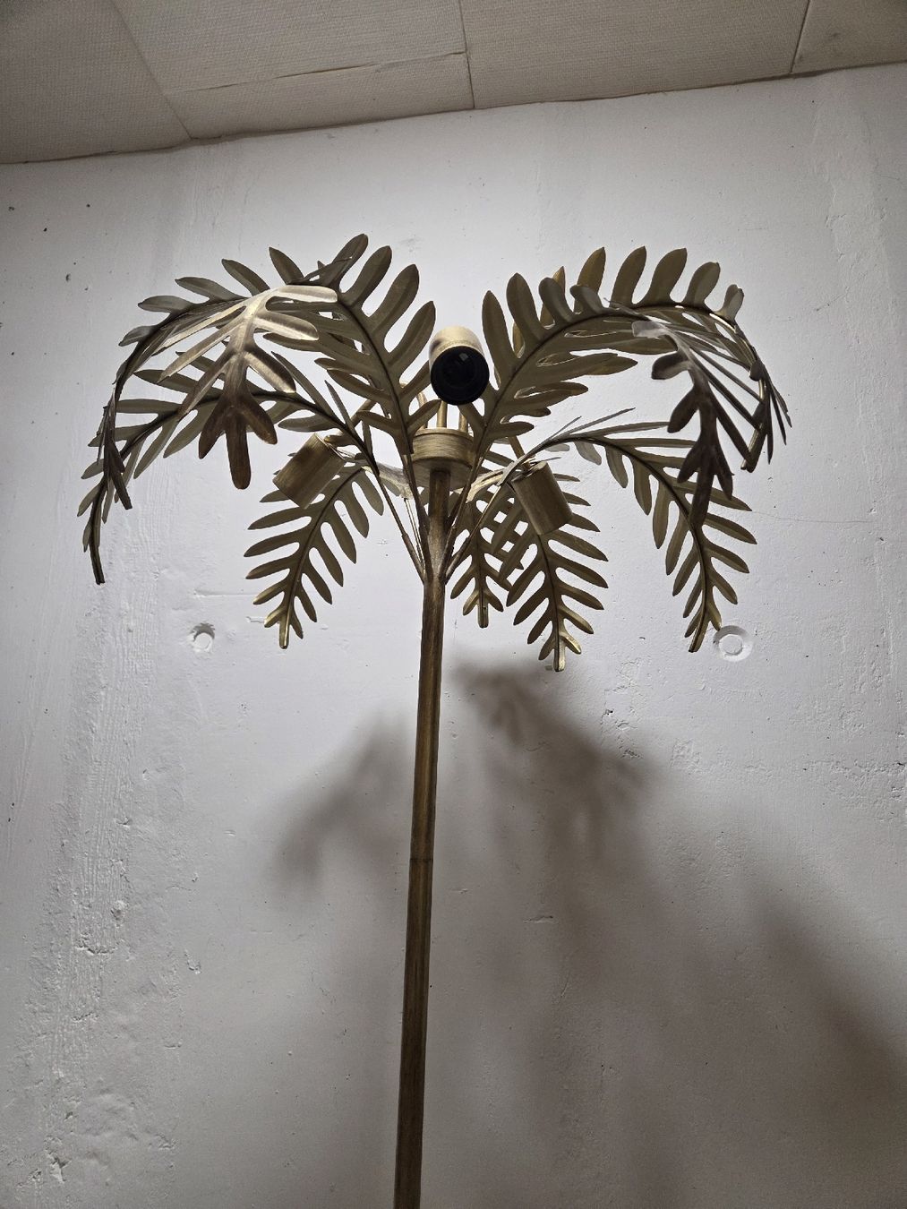 Lampen: Stehlampe Palme gold – Gebraucht aus Adliswil von MK032 2