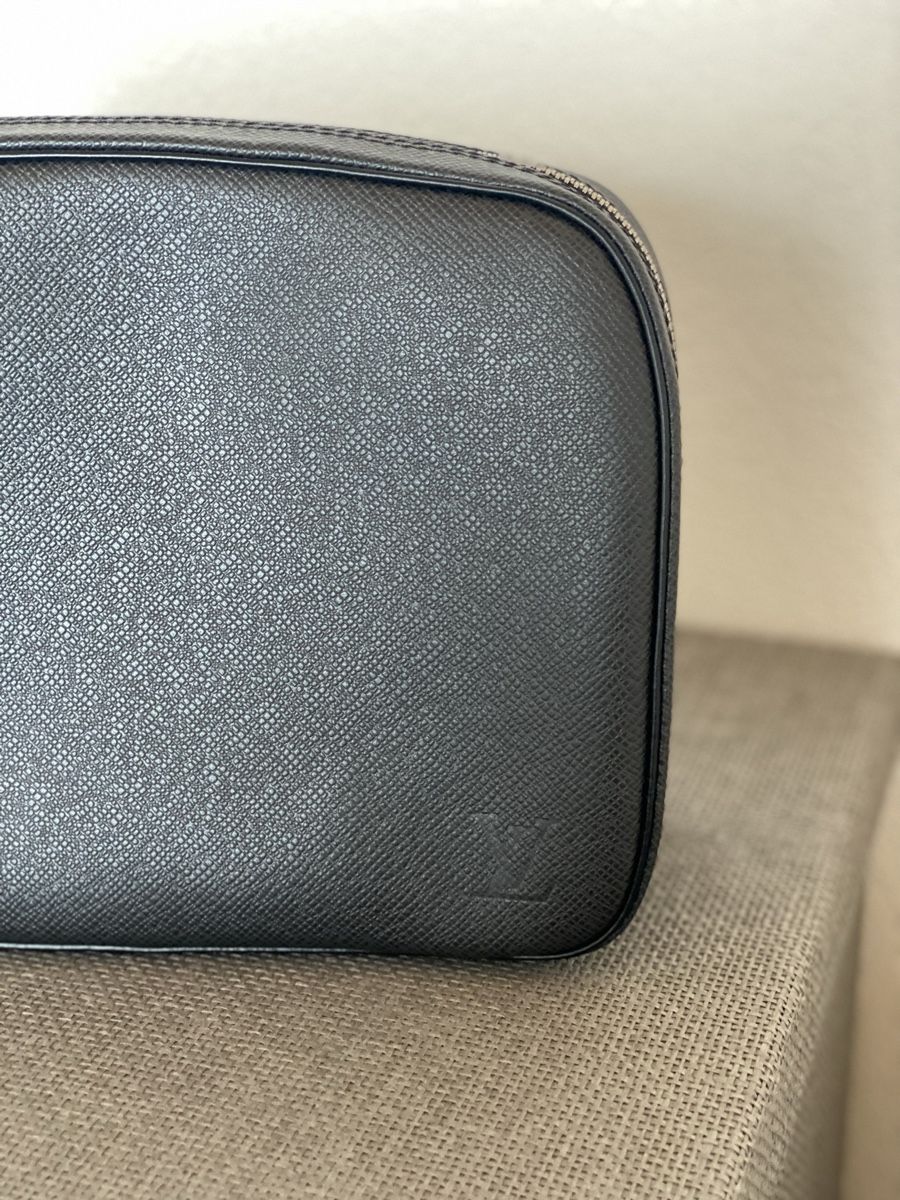 Louis Vuitton Taschen für Damen: Schwarze Louis Vuitton Tasche – Neu (gemäss Beschreibung) aus Winterthur von